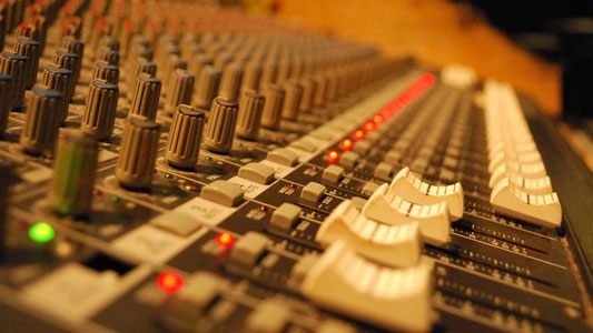 afirmacje-mixing-board